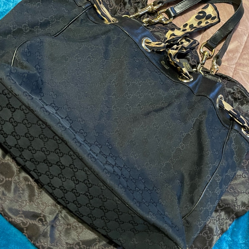 Gucci Black Monogram Positano